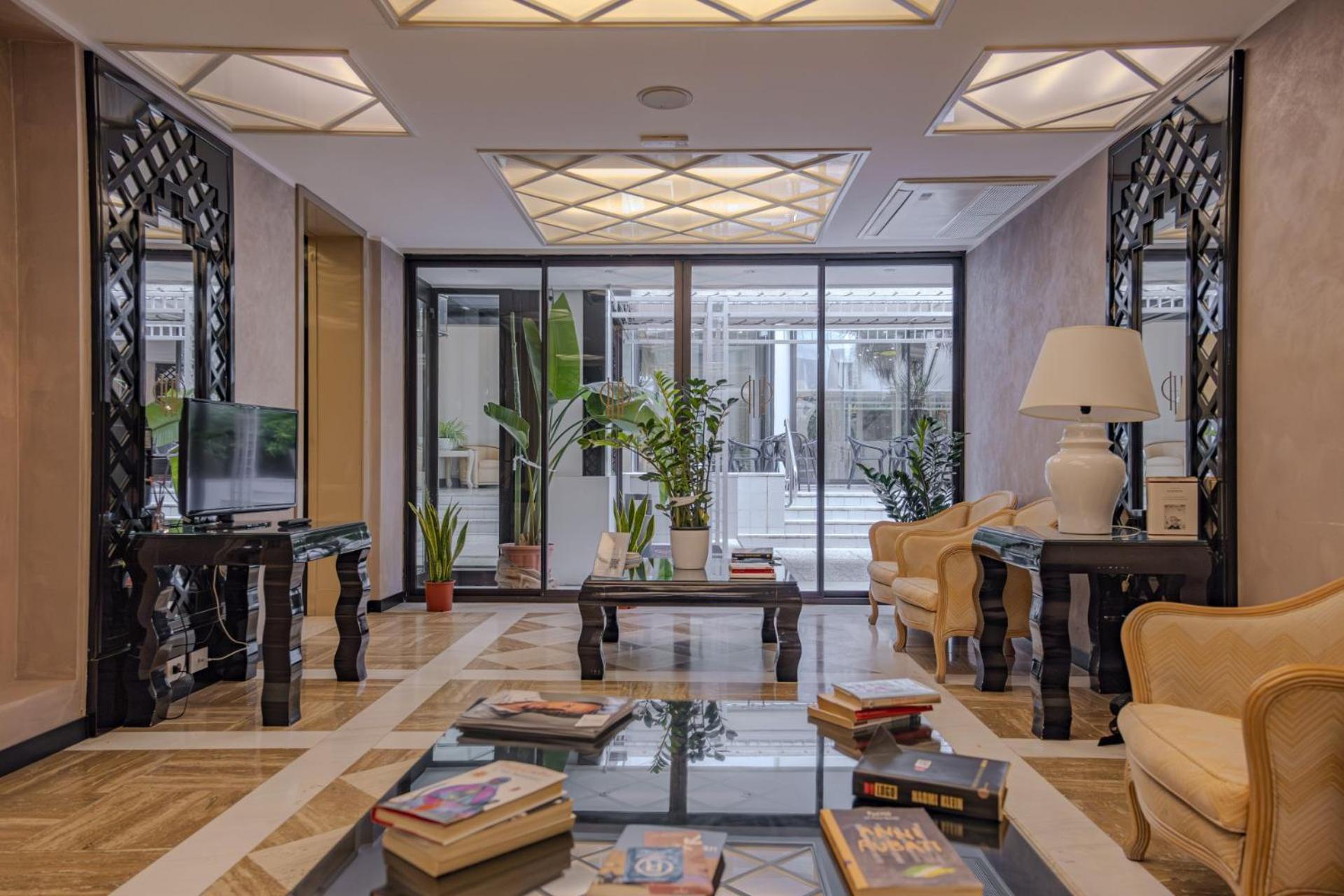 Hotel President - Vintage Hotel In Centro Риччоне Екстер'єр фото
