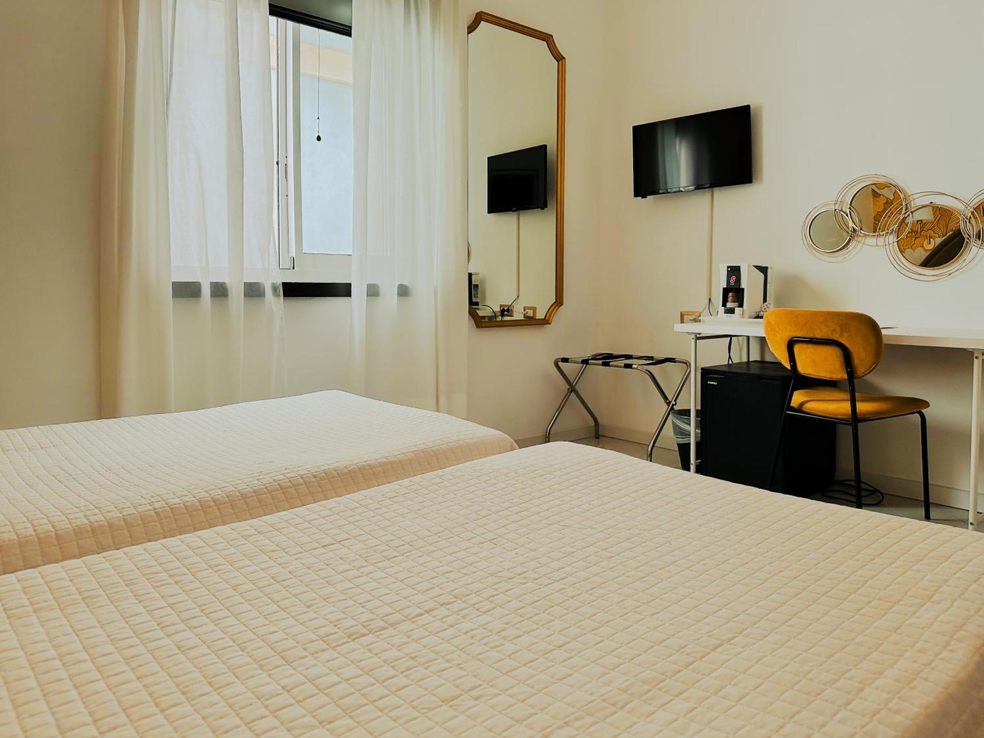 Hotel President - Vintage Hotel In Centro Риччоне Номер фото